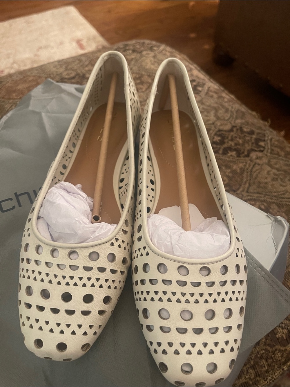 Chico's White Leather Laser-Cut Slip-On Flats SZ 9 - NIB